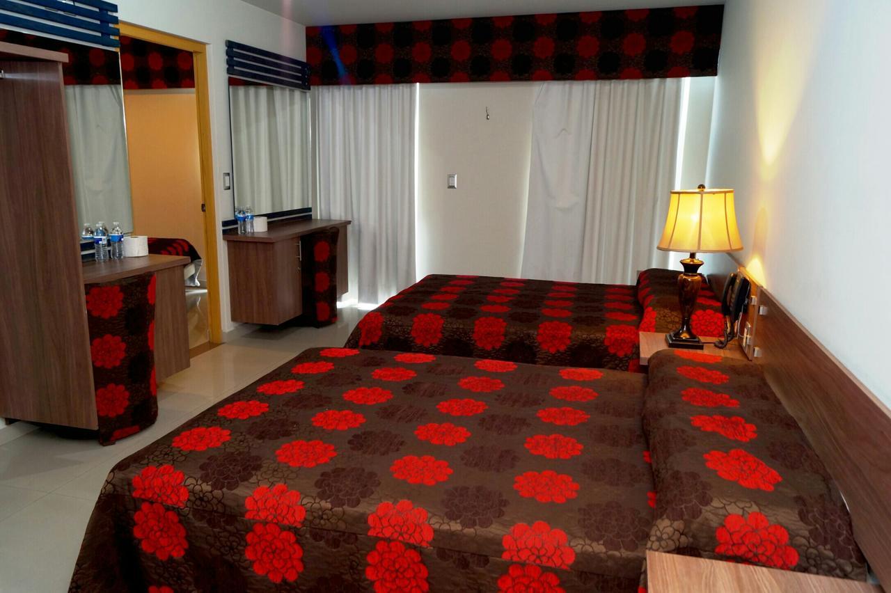 Palacio Rojo Hotel Familiar Morelia Ngoại thất bức ảnh