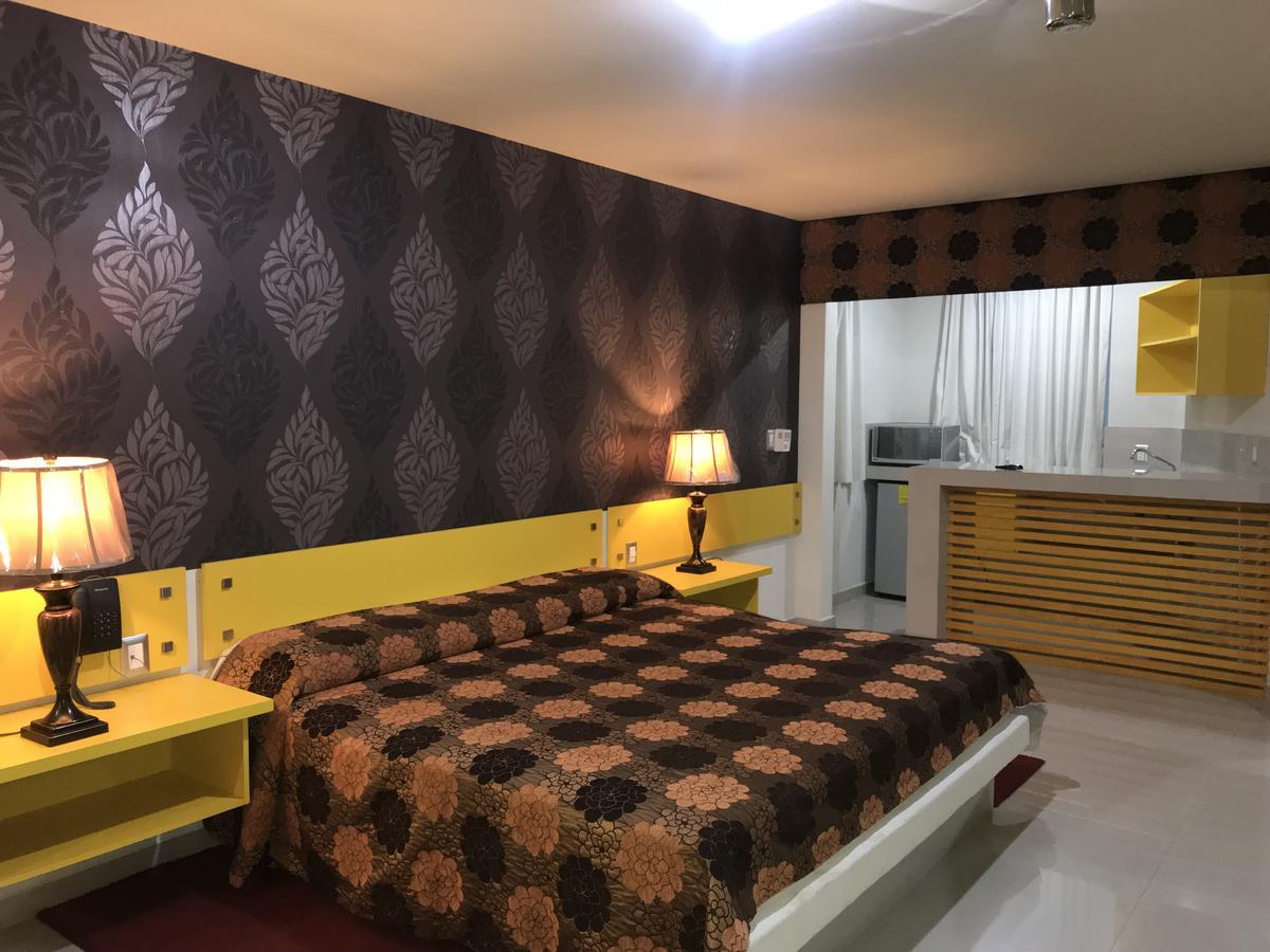 Palacio Rojo Hotel Familiar Morelia Ngoại thất bức ảnh