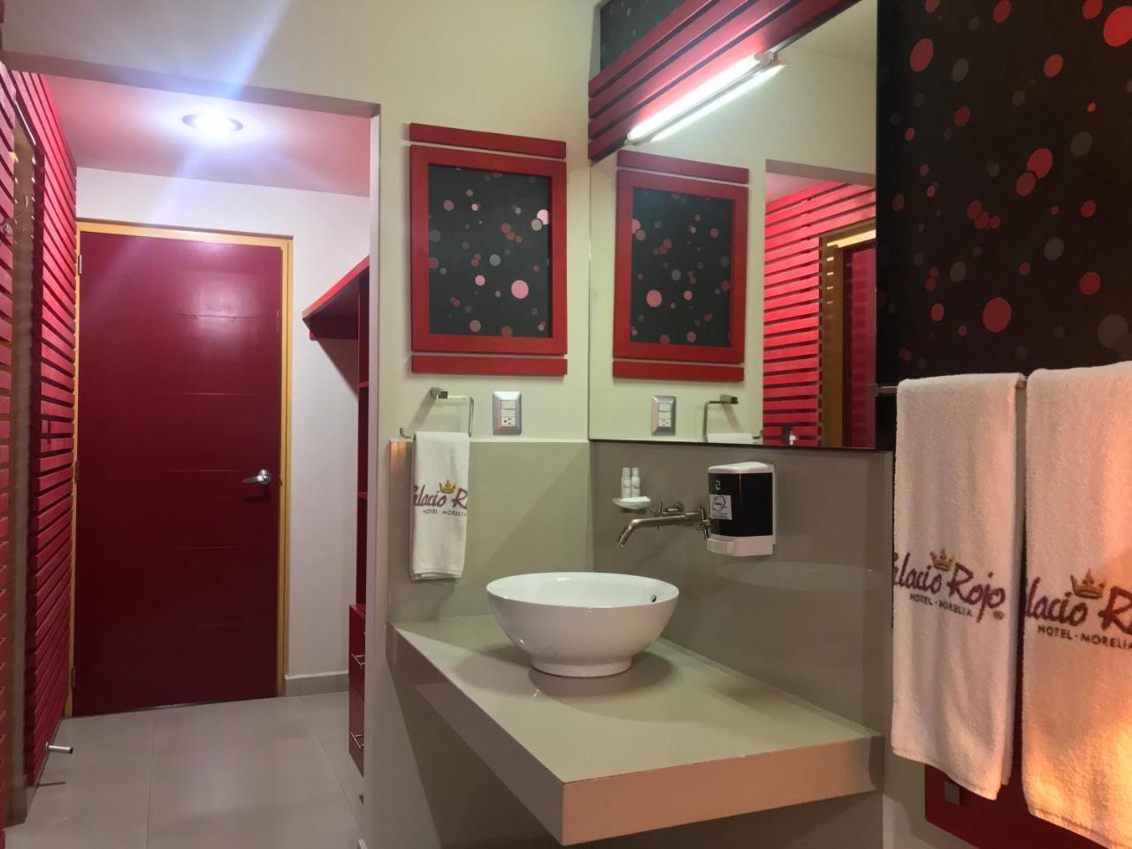 Palacio Rojo Hotel Familiar Morelia Ngoại thất bức ảnh