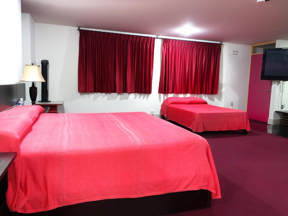 Palacio Rojo Hotel Familiar Morelia Ngoại thất bức ảnh