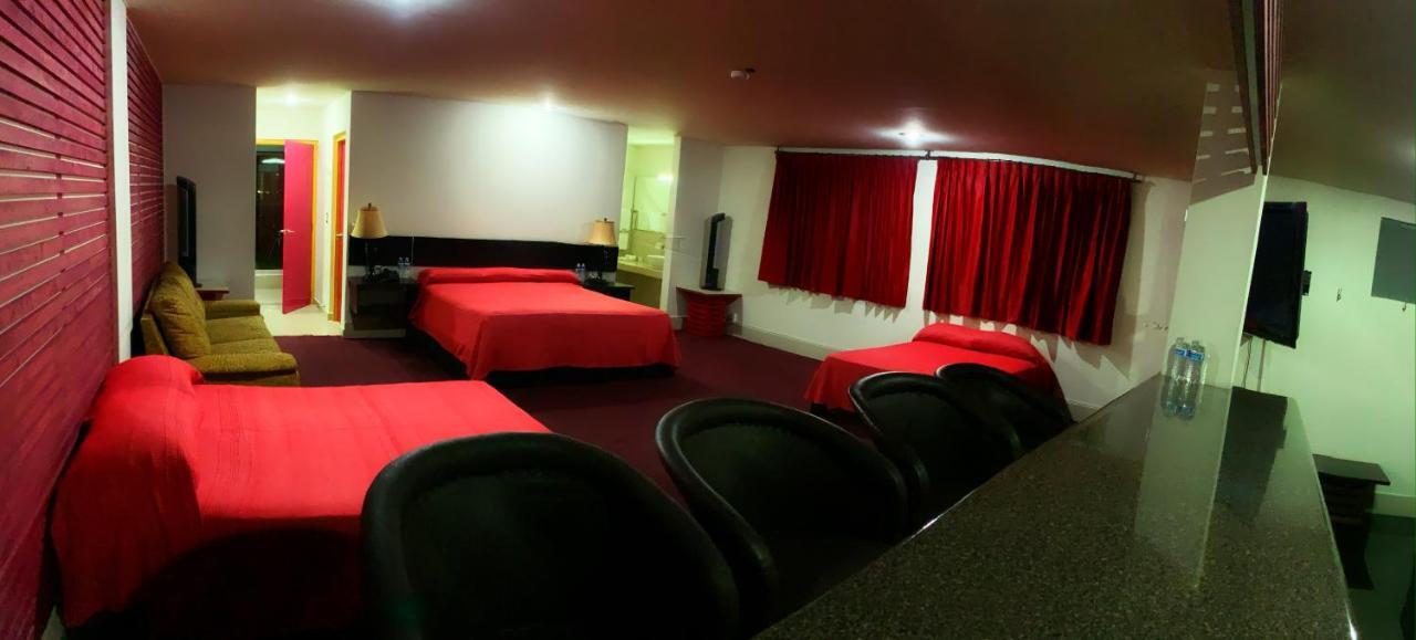 Palacio Rojo Hotel Familiar Morelia Ngoại thất bức ảnh